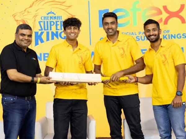 (L-R) Anil Jain, MD, Refex Group; CSK players - Rachin Ravindra, R Ashwin & Rahul Tripathi