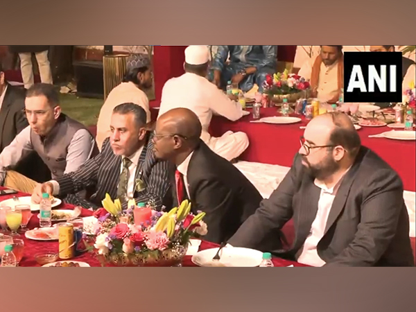 Diplomats and dignitaries gather at the ‘Sadbhavna Iftar’ in Delhi (Photo: ANI)