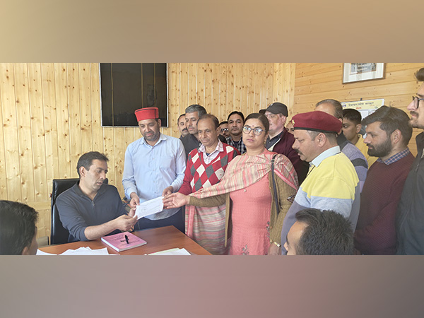 Shimla Nagrik Sabha delegation opposes demolition notices, warns protest (Photo/ANI) 