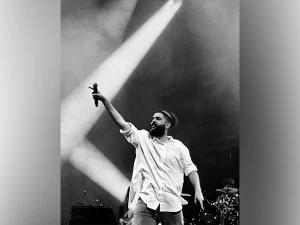 Sid Sriram (Image Source: Instagram/@sidsriram)