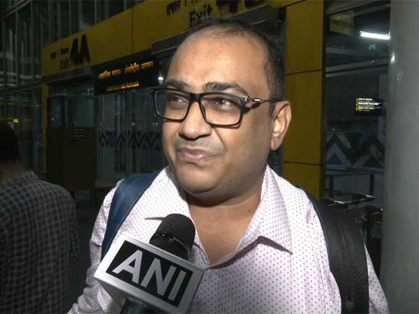 Passengers arrive in Kolkata from Bangkok after Thailand earthquake (Photo: ANI)