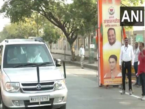 RSS chief Mohan Bhagwat arrives at Smruti Mandir (Photo/ANI)
