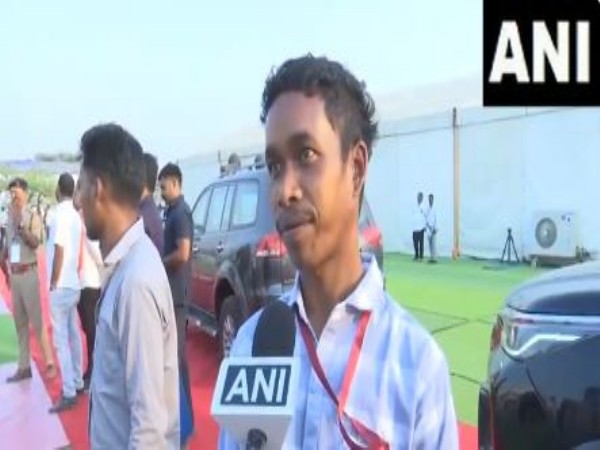 Beneficiaries express gratitude after receiving new homes under PM Awas Yojna in Chhattisgarh (Photo/ANI)