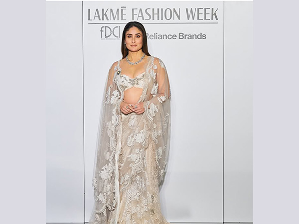 Kareena Kapoor (Image source: Instagram/ Lakme Fashion Week)
