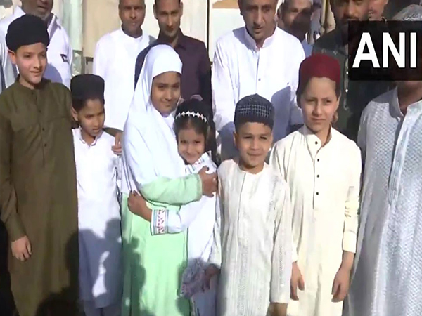 Eid celebrations begin across country (Photo/ANI)