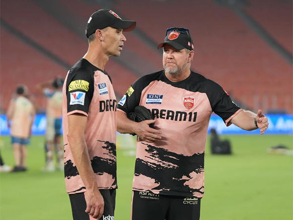 Punjab Kings fast bowling coach James Hopes during practice session (Image: PBKS media)