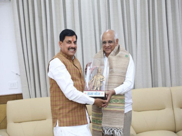 Gujarat CM Bhupendra Patel with Madhya Pradesh CM Mohan Yadav (Photo/Gujarat CMO) 