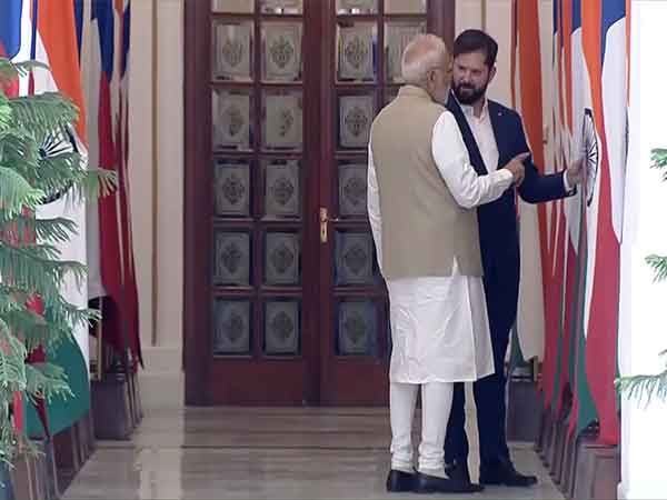 Chile's President Gabriel Boric Font and Prime Minister Narendra Modi (Image/ANI)