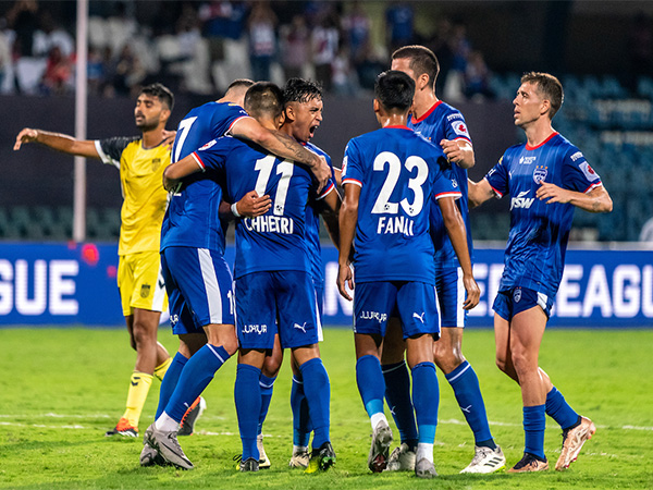 BFC's Sunil Chhetri celebrating with team mates after scoring (Photo: ISL)