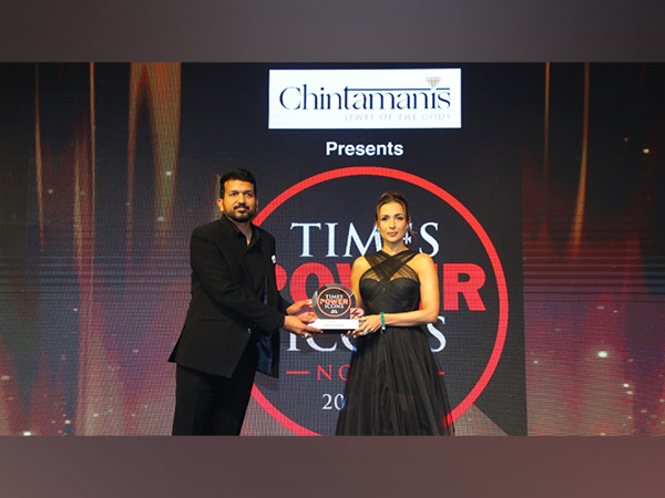 Direct Credit Group’s CEO Yogendra Kumar Wins ‘Excellence in Tailored Financial Solutions’ at Times Power Icons