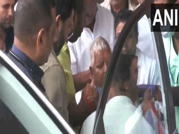  RJD supremo and former CM Lalu Prasad Yadav leaves from Paras Hospital (Photo/ANI)