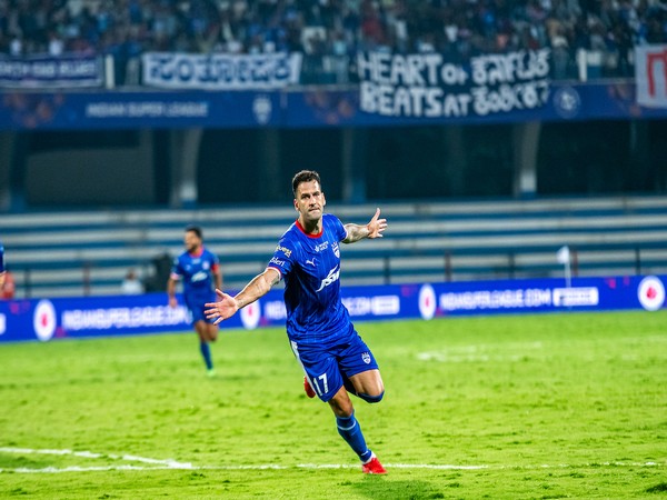 BFC's Édgar Méndez celebrating his goal (Photo: ISL)