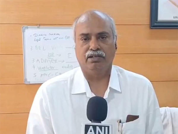 Superintendent of Guru Gobind Singh Government Hospital, Dr Deepak Tiwari. (Photo/ANI)