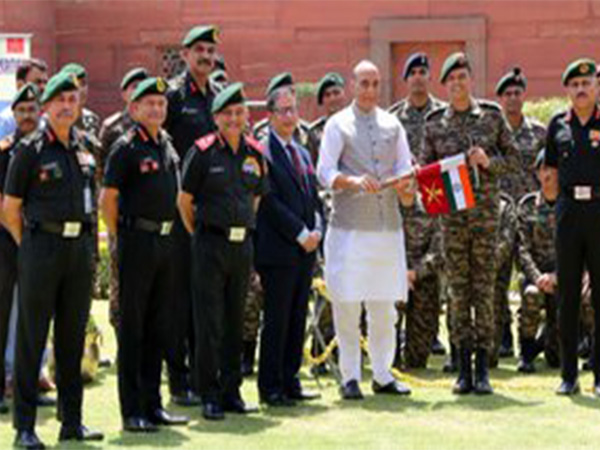 Defence Minister Rajnath Singh flags off the India-Nepal joint expedition to ascent Mount Kanchenjunga (Photo/@rajnathsingh)