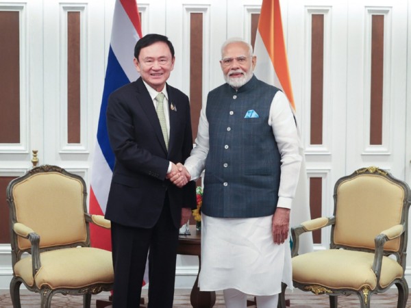 PM Modi with former Thai PM Thaksin Shinawatra (Photo/ X@narendramodi)
