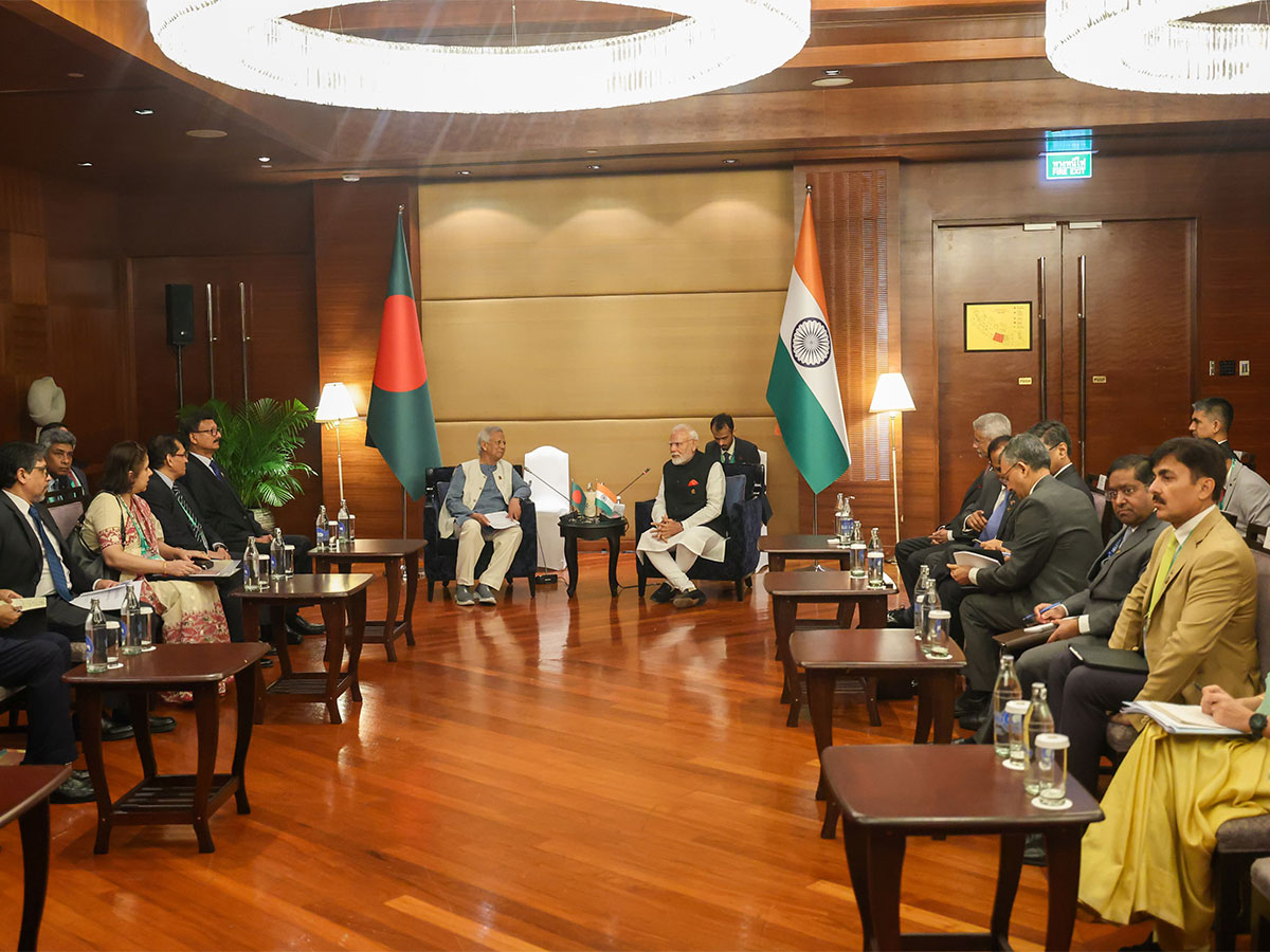 PM Modi meets Bangladesh Chief Adviser Muhammad Yunus (Photo/MEA)