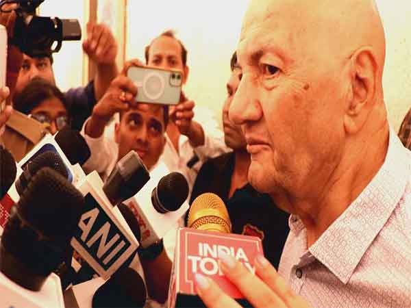 Veteran actor Prem Chopra (Image source: ANI)
