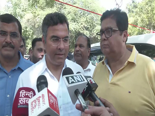 Delhi PWD Minister Parvesh Verma (Photo/ANI)