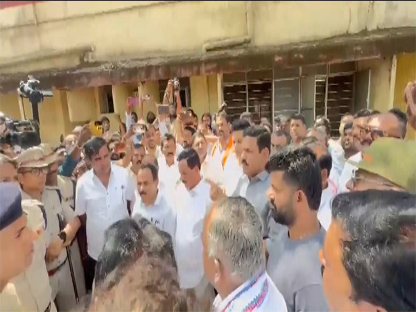 Karnataka BJP protest stage protest in Kodagu following death of party worker (Photo/ANI)