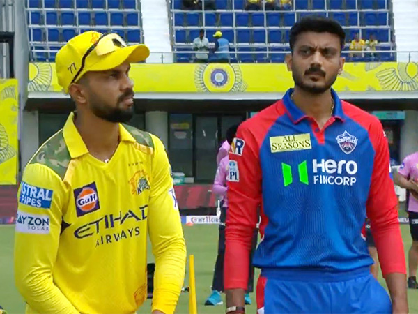CSK skipper Ruturaj Gaikwad and DC skipper Axar Patel (Photo: @IPL/X) 