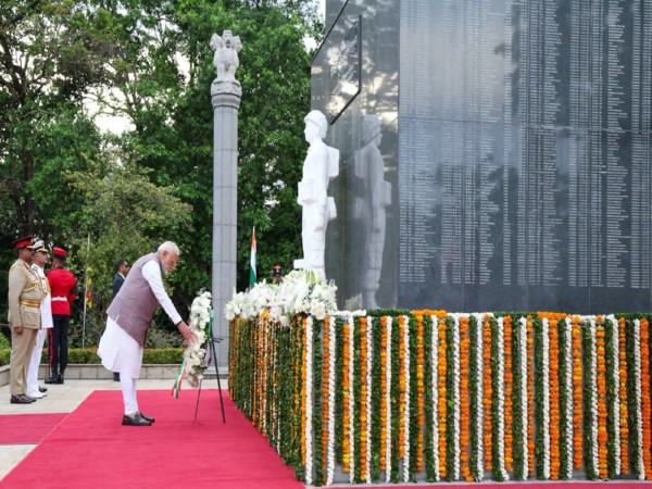 PM Modi pays tribute at Indian Peace Keeping Force Memorial (Photo/X@narendramodi)