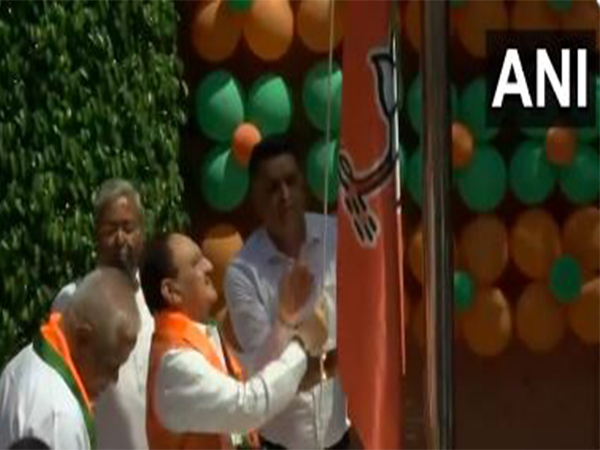 Union Minister JP Nadda hoists BJP’s flag on the party’s Foundation Day (Photo/ANI) 