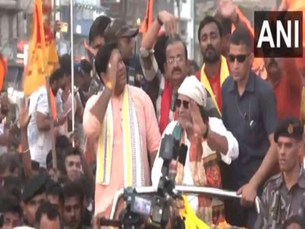 Union Minister Sukanta Majumdar and BJP leader Mithun Chakraborty. (Photo/ANI)