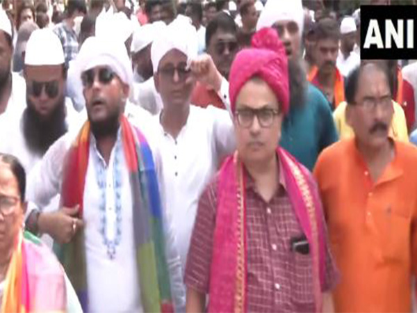 TMC's Kunal Ghosh, Muslim community members participate in Ram Navami procession. (Photo/ANI)