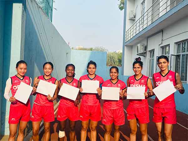 Indian women hockey players (Image: HI)