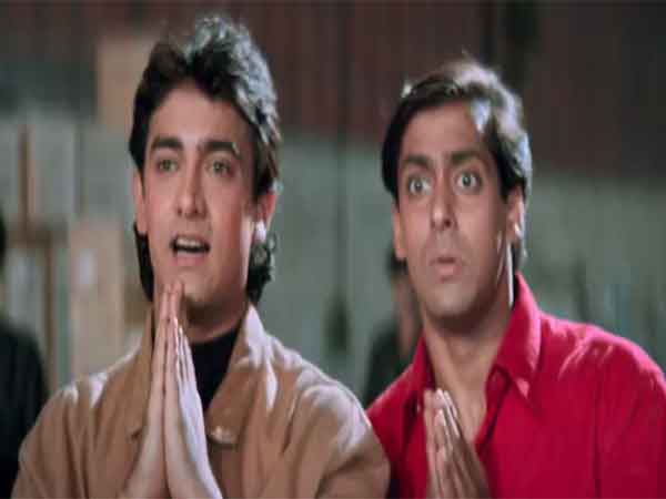 Aamir Khan, Salman Khan in a still from ‘Andaz Apna Apna’ (Photo/X/@BeingSalmanKhan)
