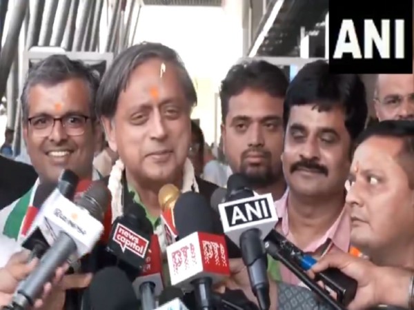  Congress MP Shashi Tharoor (Photo/ANI)