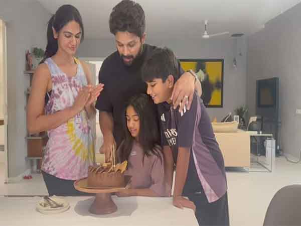 Allu Arjun celebrates birthday with family (Photo/instagram/@allusnehareddy)