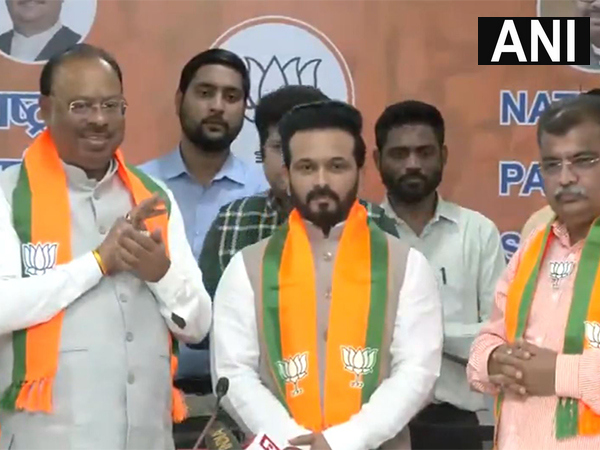 Former Indian cricketer Kedar Jadhav joins BJP (Photo: ANI)