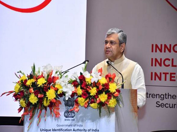 Union Minister Ashwini Vaishnaw (Photo/PIB)