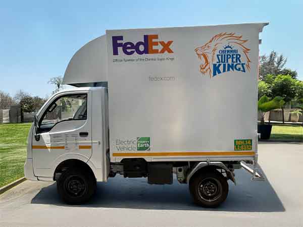 FedEx and Chennai Super Kings Drive More Sustainable Deliveries with Co-Branded EVs in India