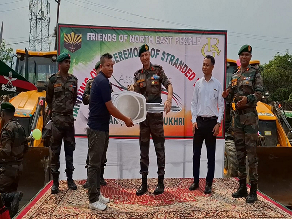 Assam Rifles aids in returning vehicles to owners (Photo: Assam Rifles)