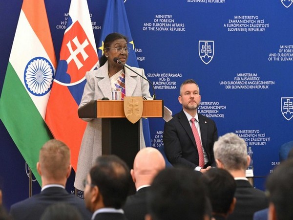 President Droupadi Murmu addressed the Slovakia-India Business Forum in Bratislava (Image Credit: X/@rashtrapatibhvn)