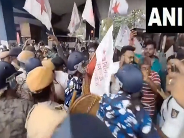 DYFI protest against the CM Mamata Banerjee-led State Government in Howrah. (Photo/ANI)