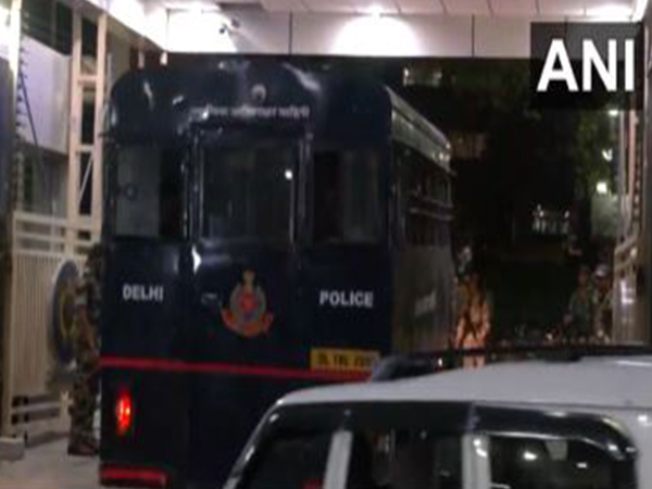 26/11 Mumbai attacks accused Tahawwur Rana brought to National Investigation Agency headquarters (Photo/ANI)