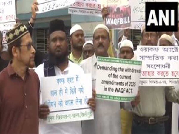  Muslim organisation protest in Siliguri. (Photo/ANI)