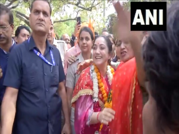  Suspended BJP functionary Nupur Sharma met Delhi Chief Minister Rekha Gupta  (Photo/ANI)