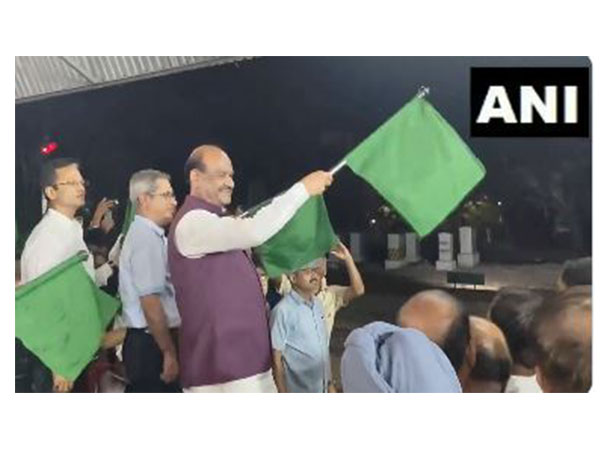  Lok Sabha Speaker Om Birla flags off a special train from Kota to Delhi( (Photo/ANI)