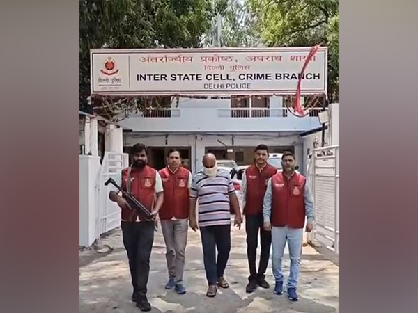 Anil Kumar Tiwari arrested by the Delhi Police's Crime Branch-Inter State Cell (Photo/ ANI) 