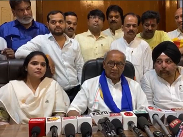 Congress Leader Digvijaya Singh (Photo/ANI)