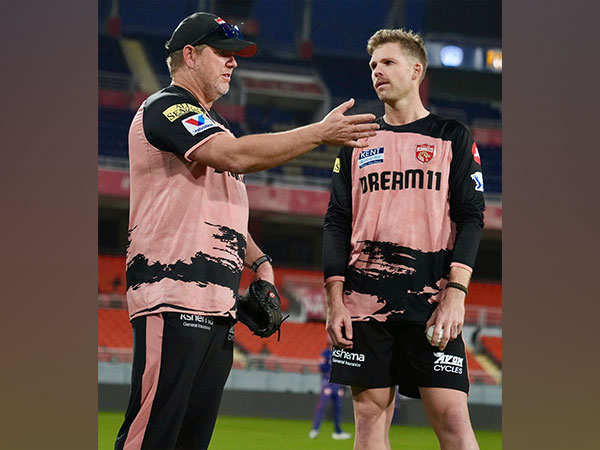 James Hopes (left) with Lockie Ferguson. (Photo- PBKS)