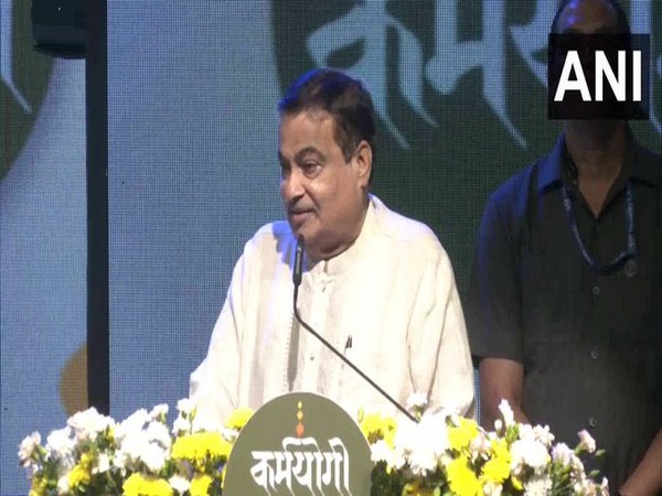 Union Minister Nitin Gadkari addresses 'Karmayogi' event in Mumbai (Photo/ANI)