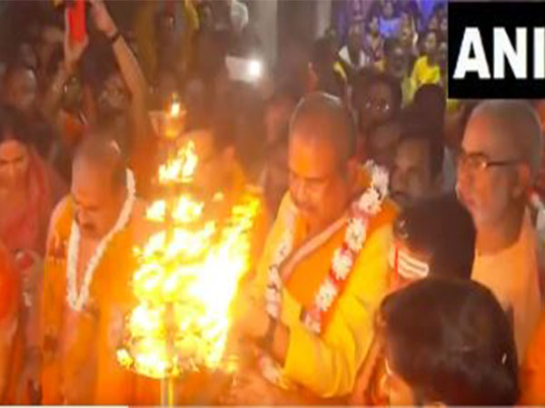 Union Minister Dharmendra Pradhan holds padayatra and performs Aarti in Sambalpur (Photo/ANI) 
