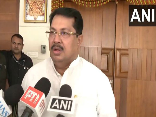 Maharashtra Congress leader Vijay Wadettiwar (Photo/ANI)