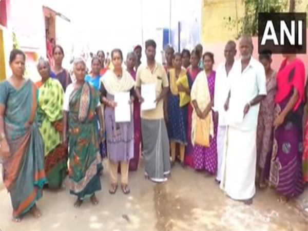 Villagers in Tamil Nadu protest against Waqf claim of land in Vellore (Photo/ANI)