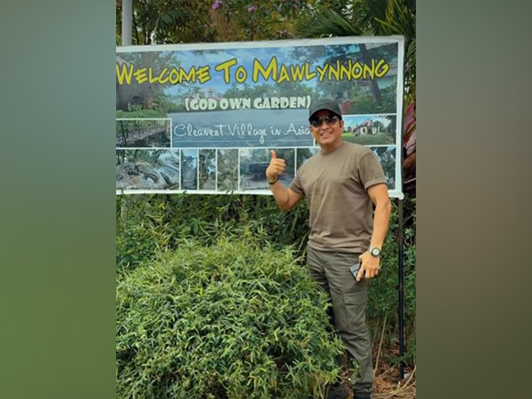 Sachin Tendulkar in Mawlynnong (Photo-https://www.facebook.com/reel/1417298732777790)